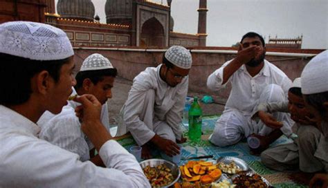 Ramadan 2018- Healthy Tips To Follow After Breaking Fast - lifeberrys.com