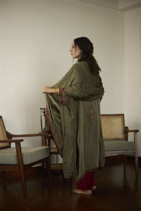 Buy - Maitreyi green saanjh dupatta | Elan Store