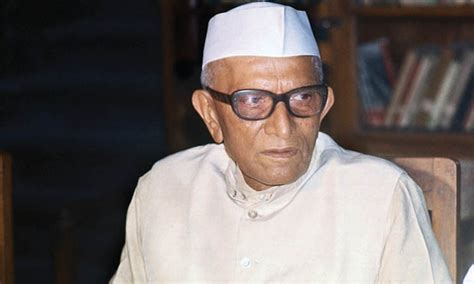Nehru to Modi: Know all 13 prime ministers who unfurled tricolor from ...