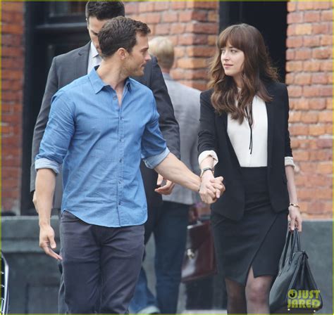 Jamie Dornan & Dakota Johnson Film New 'Fifty Shades' Scene with Brant ...