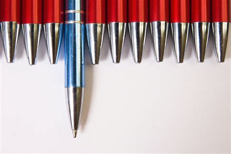 Sell Me This Pen - Common Sales Interview Question - Job Interview Tips