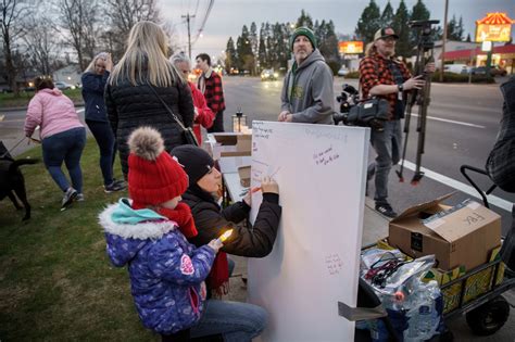 Legacy Mount Hood Medical Center protest - oregonlive.com