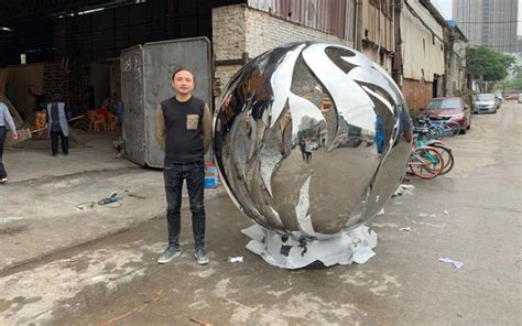 镜面不锈钢圆球_出口美国纽约圆球雕塑-雕塑风