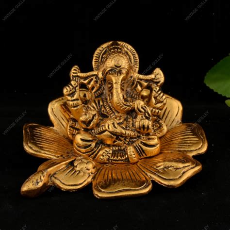 Metal Kamal Patta Ganesha for Home Decor | Garuda Life