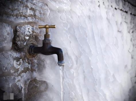 在农村，冬天水管冻住了怎么办？农民朋友不妨试试这几种办法|水管|农民|农村_新浪新闻