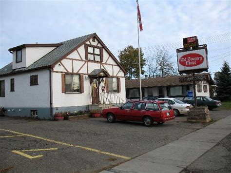 OLD COUNTRY MOTEL (Thunder Bay, Ontario) - Hotel Reviews & Photos ...