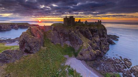 Dunnottar Castle Wallpaper