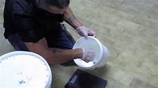 corsi per pavimenti in resina tutorial pavimento in resina spatolata grigio cemento corsi per pavimenti in resina tutorial pavimento in resina spatolata grigio cemento