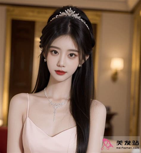 穿礼物配什么发型最新素材