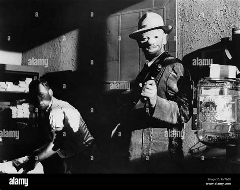 Sterling hayden hi-res stock photography and images - Alamy
