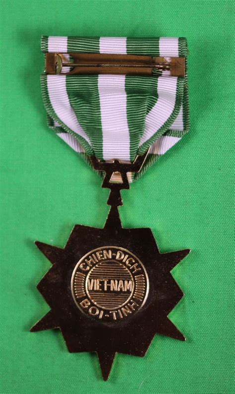 Vietnam Campaign Medal with '1960-' bar - Chadbourne Antiques ...