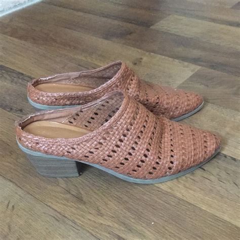 Image result for Universal Threads Clogs