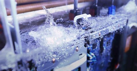 Immersion Cooling 浸沒式冷卻解決方案 - GIGABYTE 技嘉科技