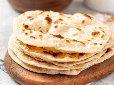 Bajra Roti Benefits: ఈ రోటి తింటే ఎన్నో పోషకాలు.. మలబద్ధకం దూరం ...