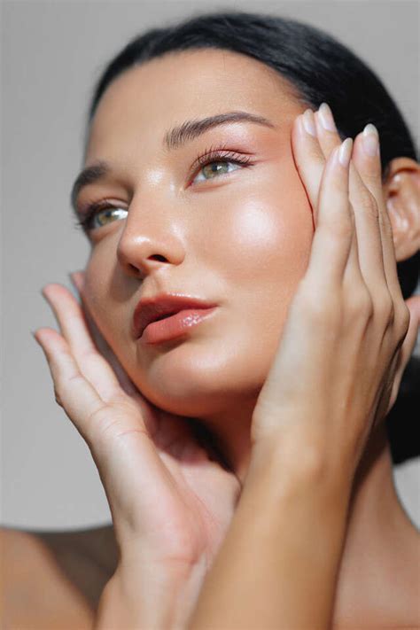 Move Over, Glazed Donut! Butter Skin Is The New Beauty Goal | Femina.in