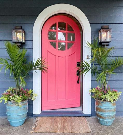15 Beautiful Front Door Décor Ideas to Welcome You Home