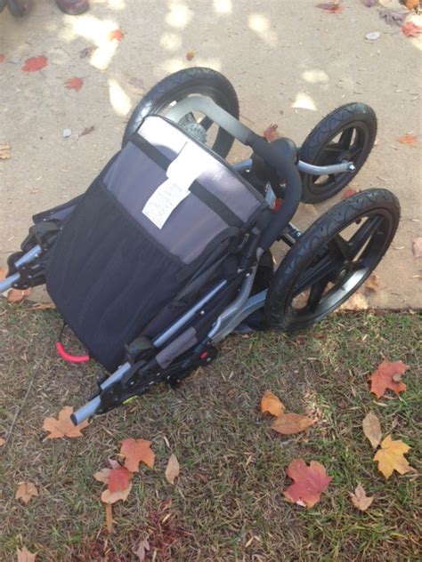 BOB Revolution SE & Britax B-Safe Review & Giveaway :: Southern Savers