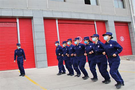洋沙山社区：走进消防队，致敬最可爱的人