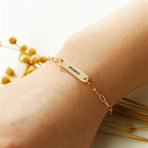 Personalized Moms Bracelet with Link Chain – Artsy Store