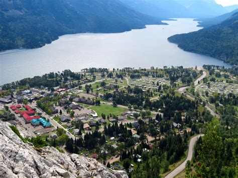 Waterton-Glacier International Peace Park (Glacier National Park ...