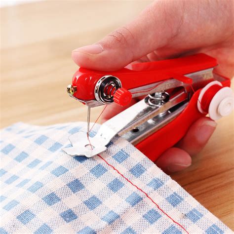 Sew Simple Handheld Sewing Machine 的图像结果