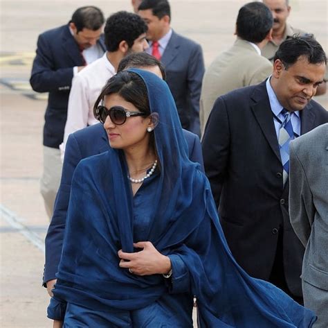 Hina Rabbani Khar बनीं पाकिस्तान की नई विदेश राज्यमंत्री, खूबसूरती में ...