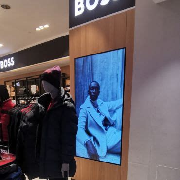 Shop Display Digital Screen 的图像结果