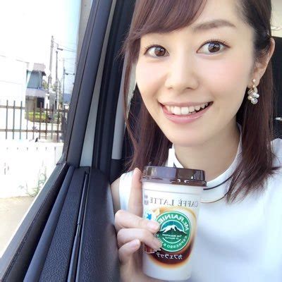 谷桃子 on Twitter: "懐かしい写真頂きました☺️🌸 デビューしたて（笑）懐かしい〜〜（笑）芸名があった頃（笑）21歳ぐらいかな ...