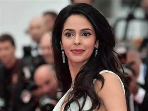 Mallika Sherawat Reveals She Was Thrown Out Of Films Because She ...