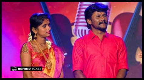Singer Senthil Ganesh Post Her College Photo In FaceBook