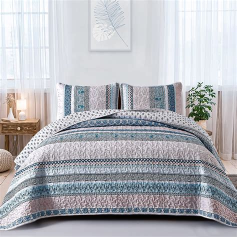 Amazon.com: Andency Mint Green Striped Oversized King Quilt Set, 3 ...