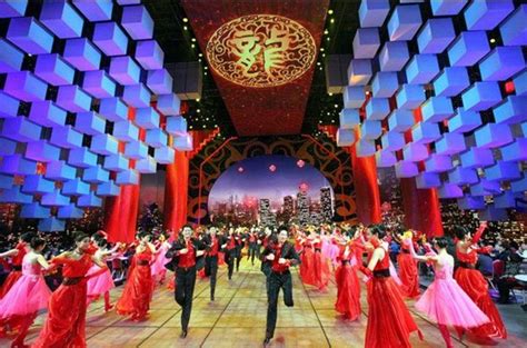 2012央视春晚震撼的舞美效果-广州市恒星文化策划有限公司 广州活动策划公司