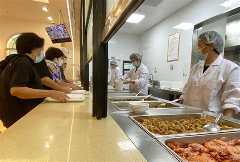 兴文里社区食堂开餐 社区高龄老年人就餐有优惠-新闻中心-温州网