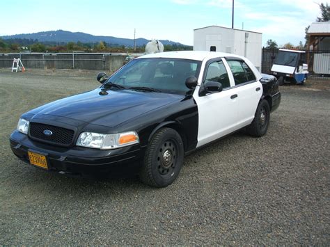 2007 Ford Crown Victoria Police Interceptor (Corvallis, OR 97330) | Property Room