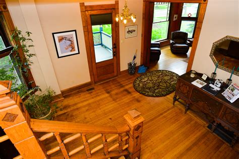 How To Clean Waxed Wooden Floors | Floor Roma