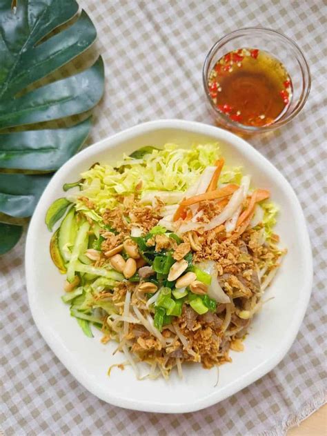 Bún Bò Xào / Bún Bò Nam Bộ (Beef Vermicelli Salad)