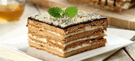Крем для «Медовика» заварной, сметанный, манный - лучшие рецепты со ...