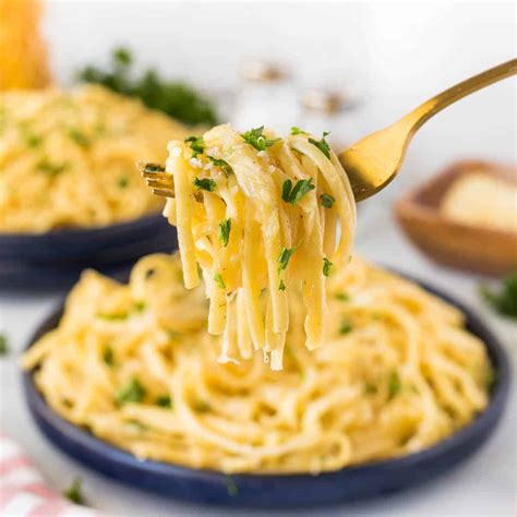 Linguini Alfredo