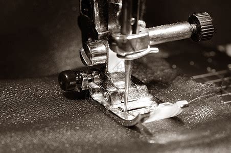 缝纫手的细细纺织品针线活材料工具爱好工厂缝纫职业修理织物高清图片下载-正版图片320705233-摄图网