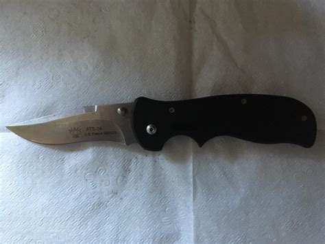 Carnivore Group Knives