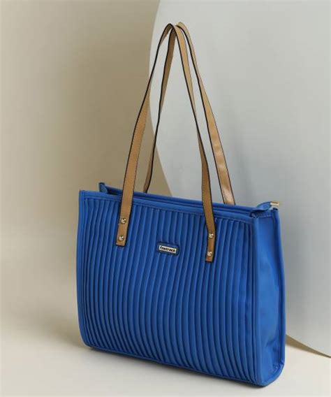 Shoulder Bags For Women - Buy Shoulder Bags For Women online at Best ...