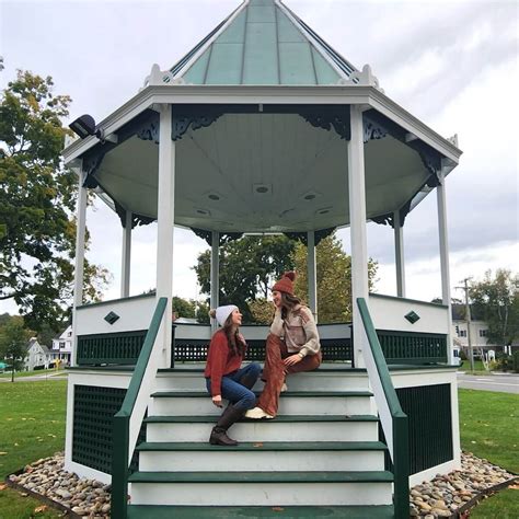 10 of the Best Gilmore Girls Towns Like Stars Hollow in Connecticut ...