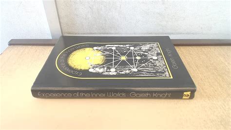 Experience of the Inner Worlds : Knight, Gareth: Amazon.in: Books