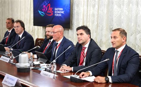 Meeting with Eastern Economic Forum moderators • President of Russia