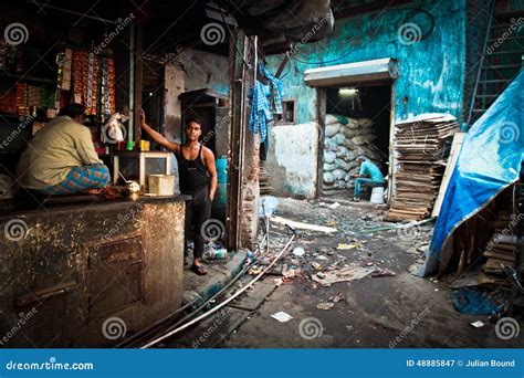 The Dharavi Slums of Mumbai, India Editorial Photography - Image of ...