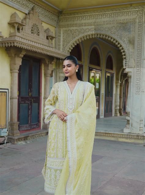 Taveya Organza Lime Kurta Set