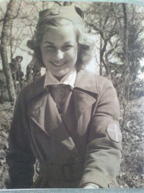 Lotta, Swedish Women's Voluntary Defense, during WWII. | Kvinnor, Andra ...