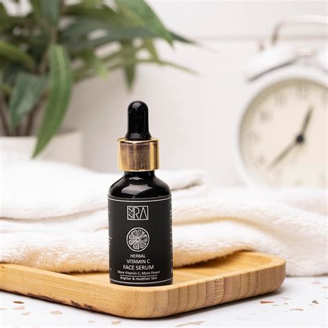 SISIRA Vitamin C Serum for Face Enrich with Hyaluronic Acid, Vitamin E ...