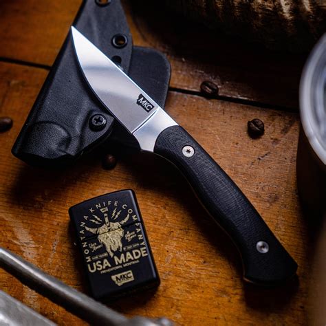 THE MAGNACUT BLACKFOOT 2.0 FIXED BLADE - BLACK - Montana Knife Company