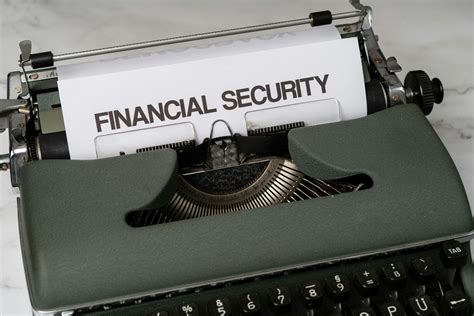Analyze Pimco Competitors for Investment Success Strategies